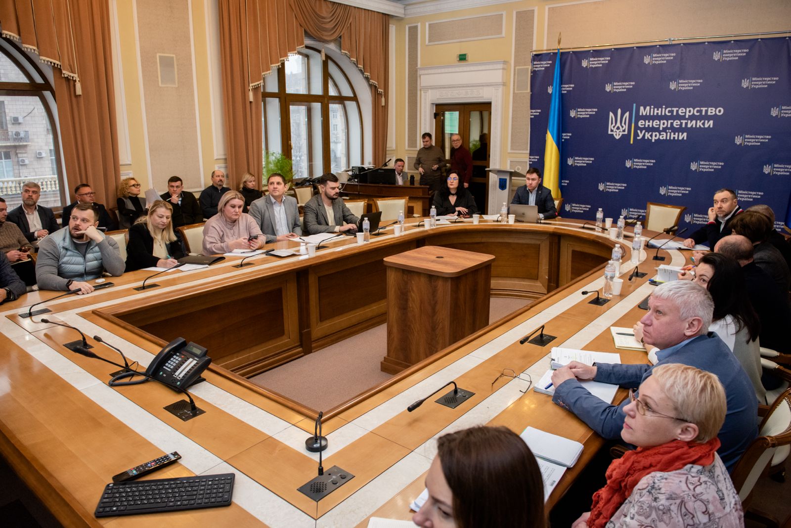 Україна створює систему мінімальних запасів нафти